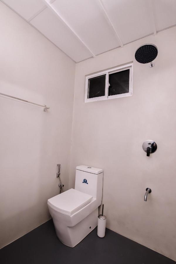 Apartamento Stairway Way To Heaven Ambalangoda  Exterior foto
